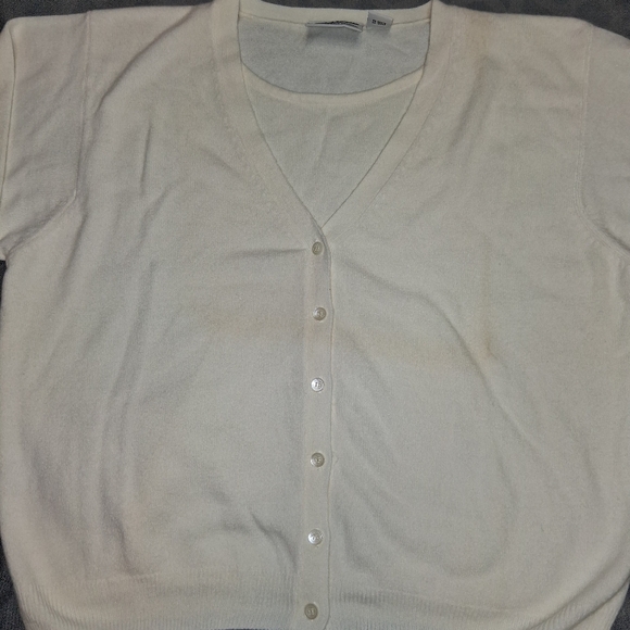 The Village Petite A Liz Claiborne Cream Button-Up Cardigan Sz PL - Picture 14 of 14